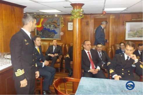 The Spanish frigate Navarra receives the visit of Military authorities in Malta