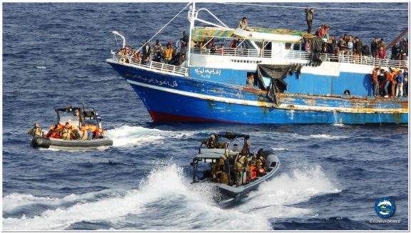 The Belgian Frigate LEOPOLD I completes her first rescue operation: 4 suspect smugglers reported to Italian Authorities