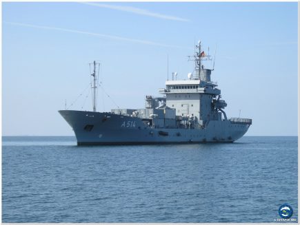 FGS WERRA involved in rescue activity.